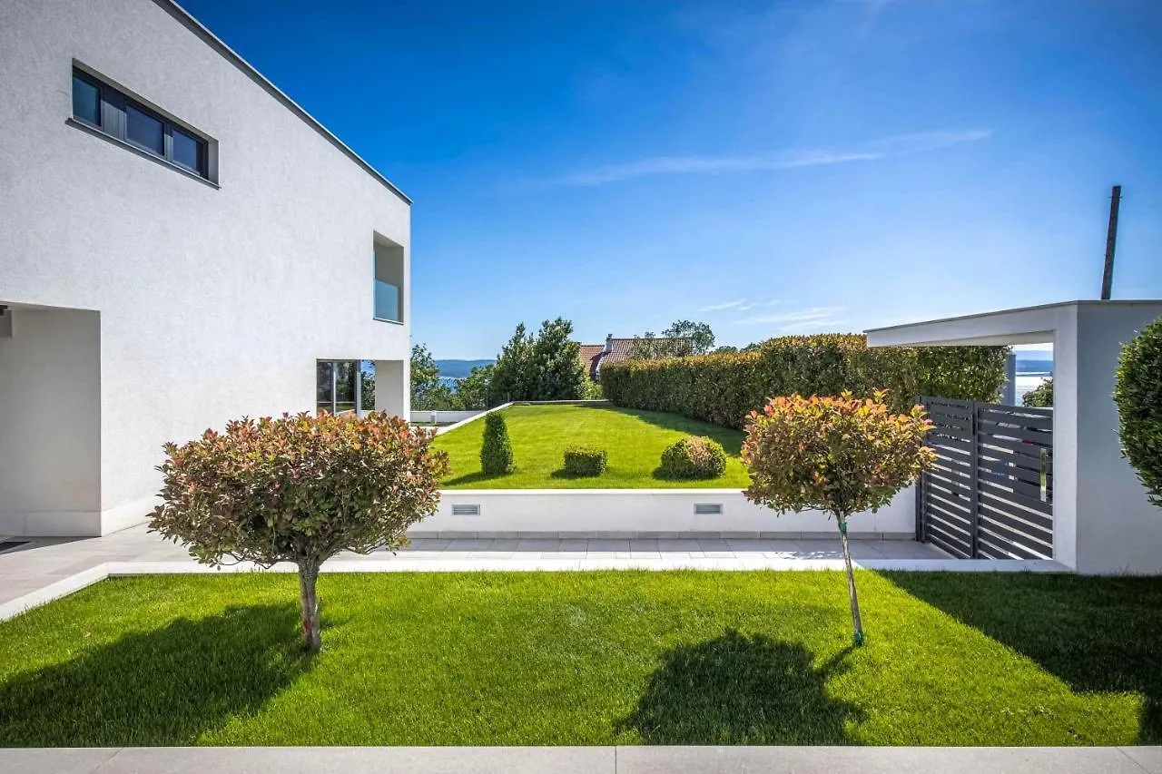 Villa Rina - Luxury Holiday Home ツリクヴェニツァ