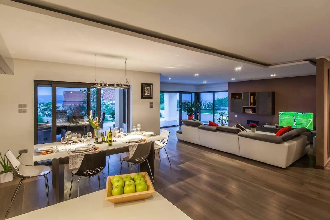 Villa Rina - Luxury Holiday Home ツリクヴェニツァ クロアチア