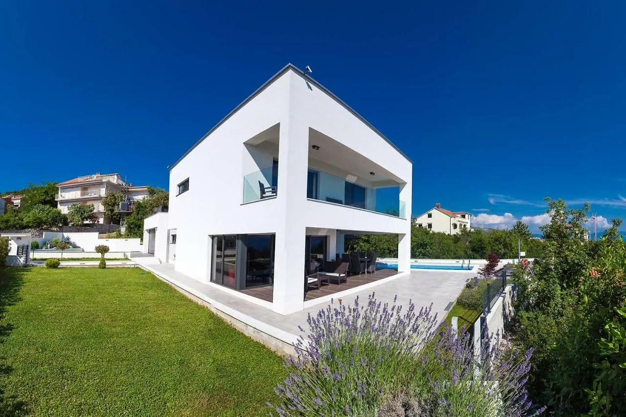 Villa Rina - Luxury Holiday Home ツリクヴェニツァ 0*,