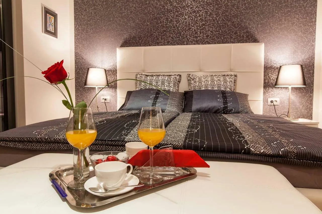 Villa Rina - Luxury Holiday Home ツリクヴェニツァ